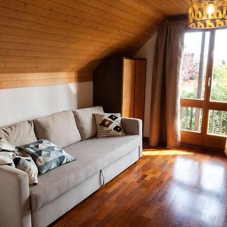 Magnifique Villa Proche Du Lac De Morat エクステリア 写真